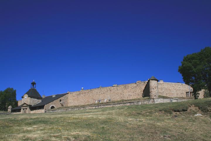 2007-07 Mt Louis 001.jpg